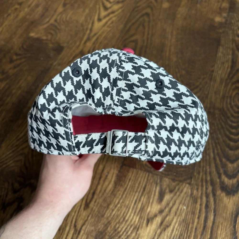Nike Team Alabama Crimson Tide Houndstooth Strapback Cap Unisex One Size - Picture 6 of 12